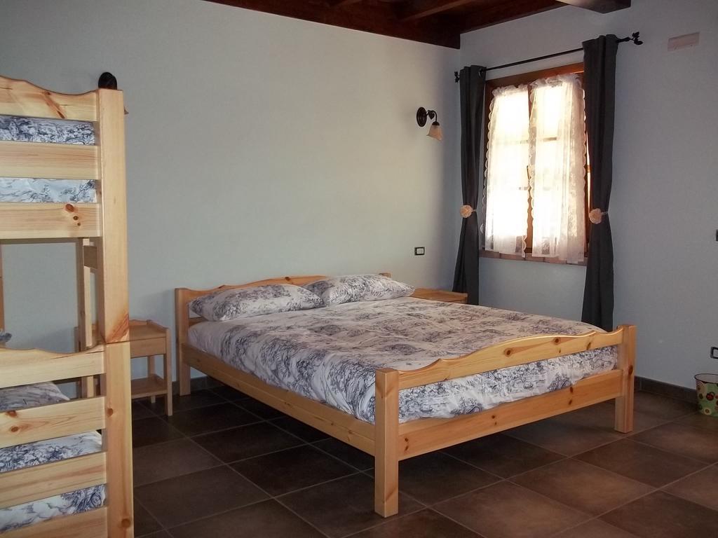 Marina dʼAndora Agriturismo Rio Castello חדר תמונה
